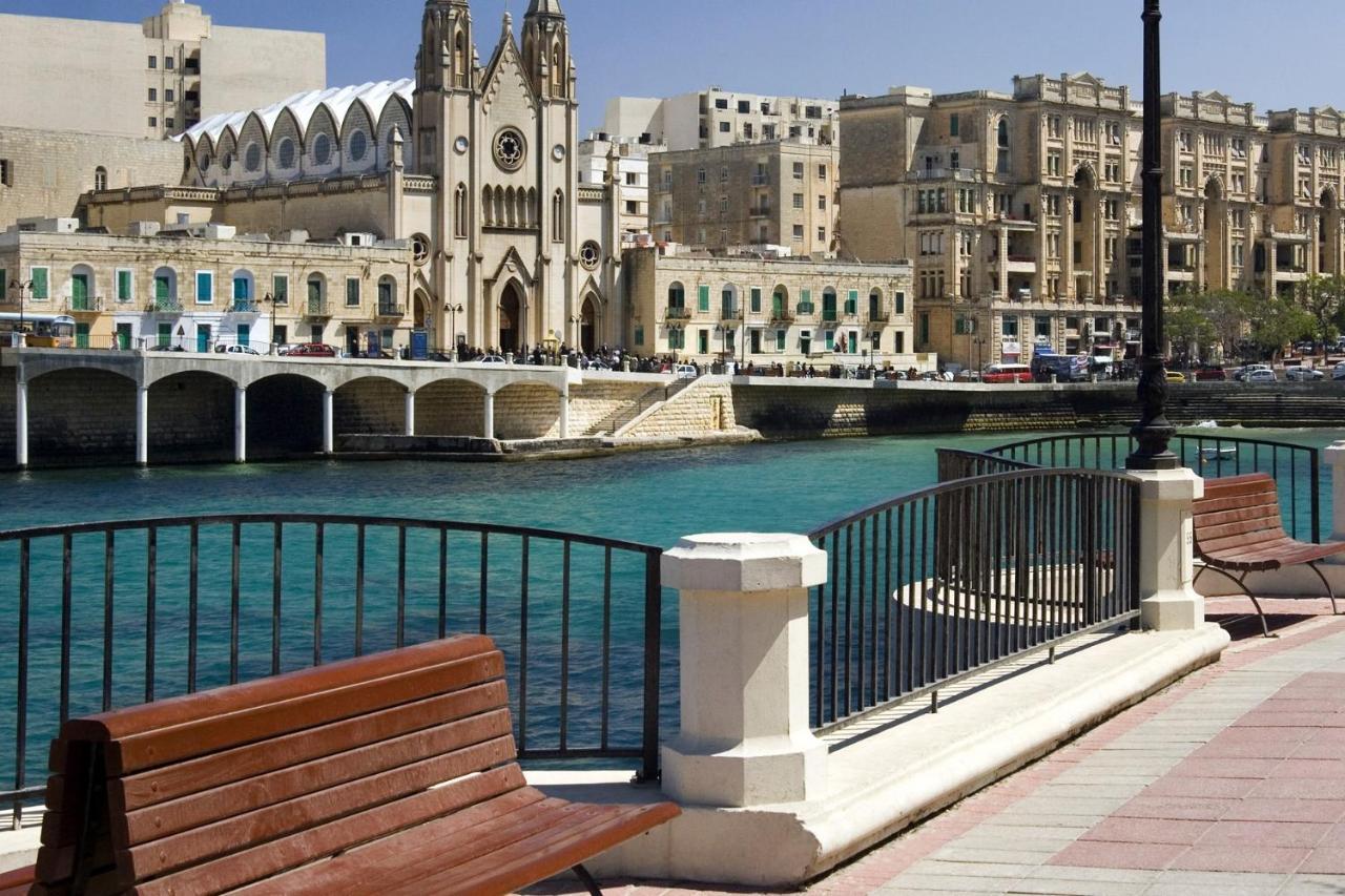דירות Saint Julian's Splendid Seaside Retreat On Spinola Bay מראה חיצוני תמונה
