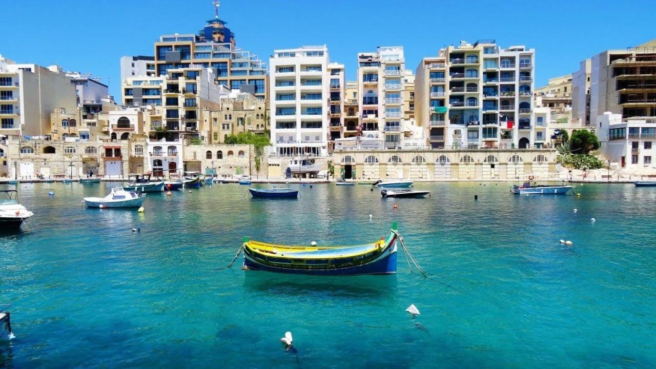 דירות Saint Julian's Splendid Seaside Retreat On Spinola Bay מראה חיצוני תמונה